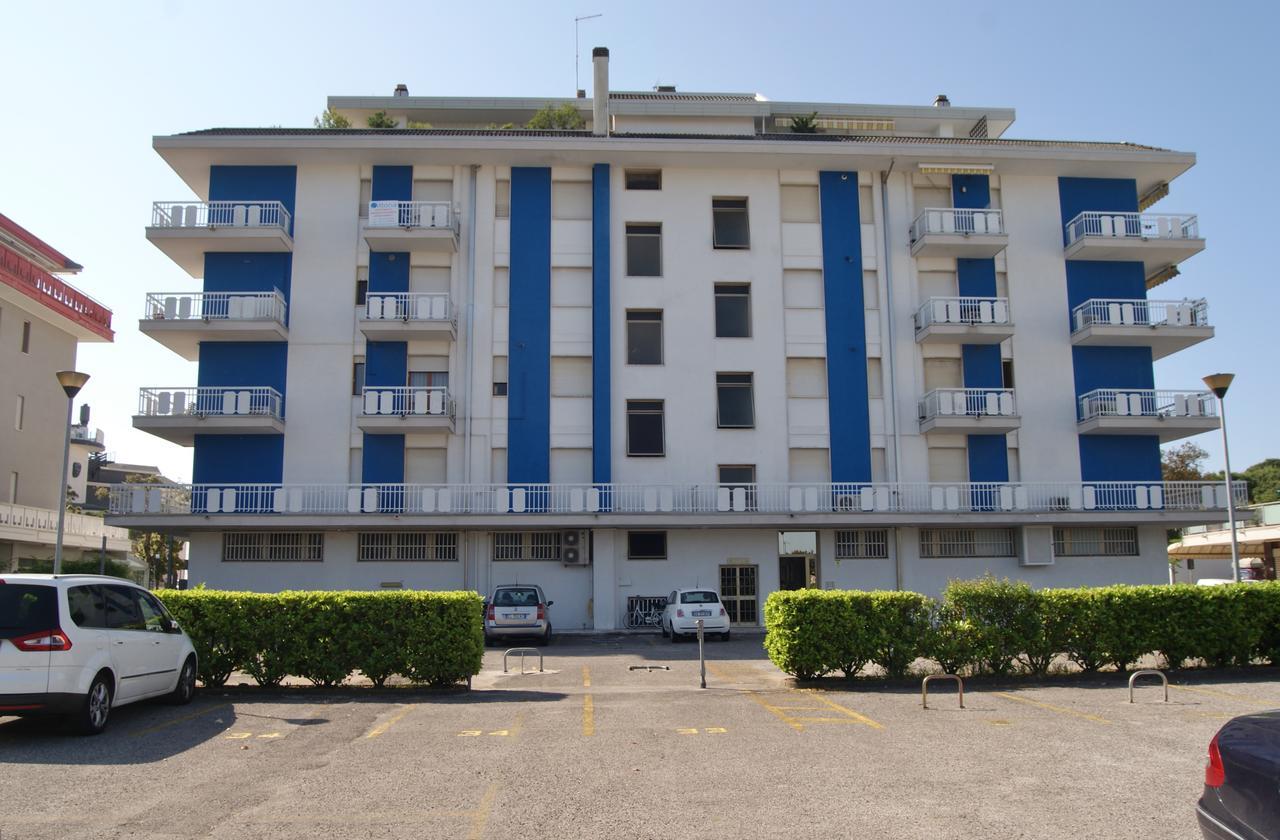 Marcello-piazza Torino-lido Di Appartement